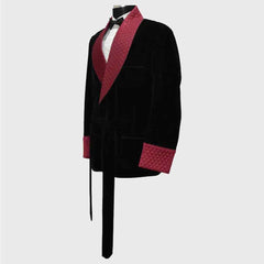 Ascot and smoking jacket for men